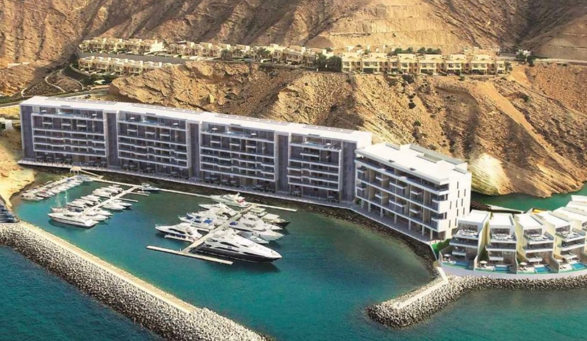 Al Mina, Muscat Bay